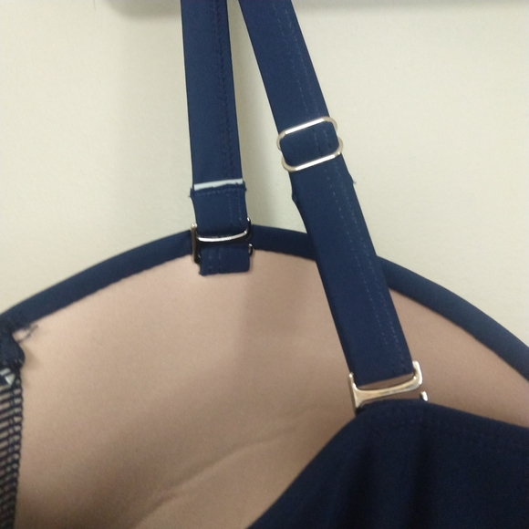 Tropical Escape Rouched One Piece Swimsuit Plus - Picture 5 of 10